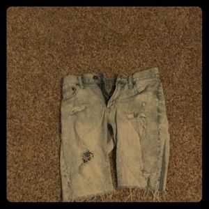 Jean ripped shorts